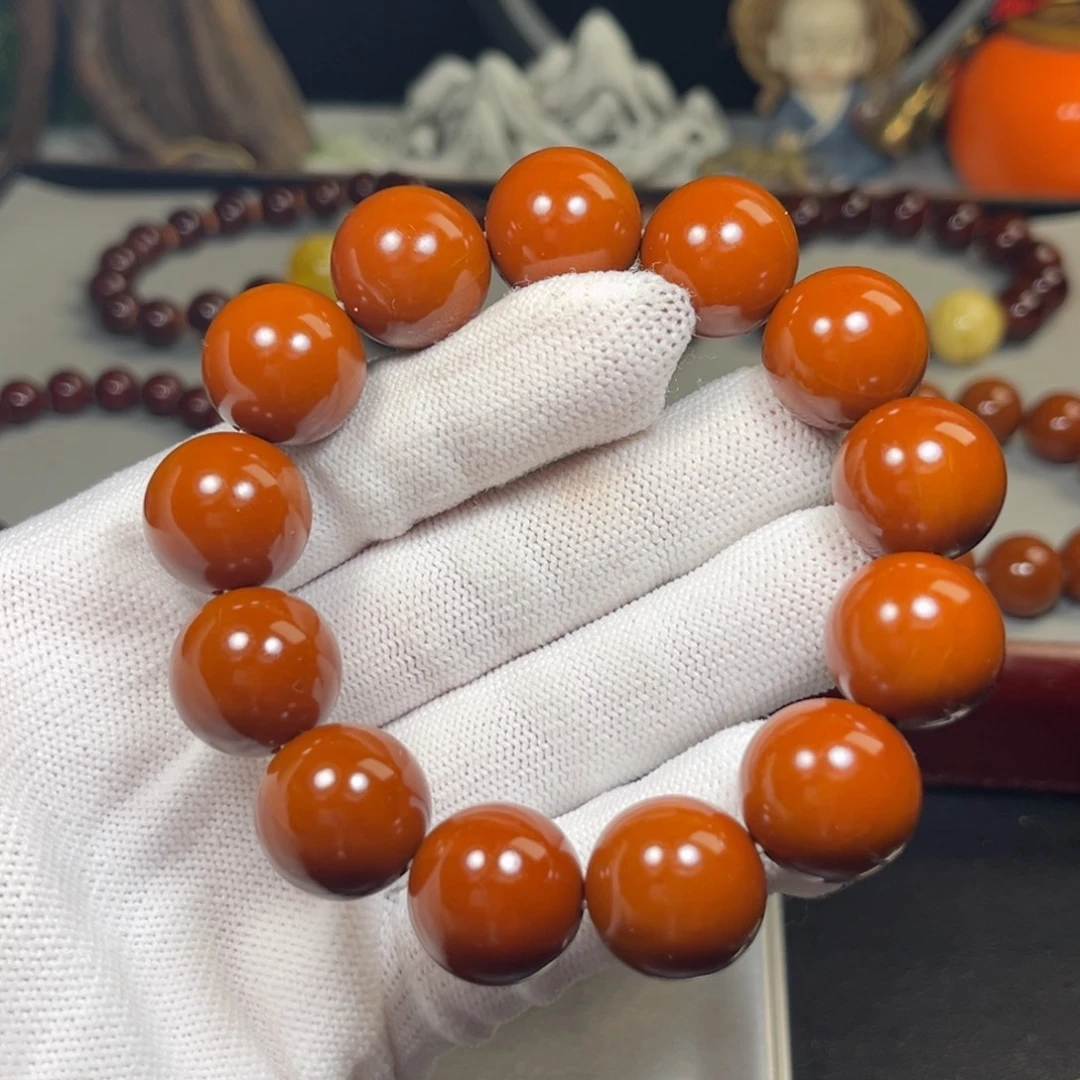 点***格橄榄核吊坠1.78树王铁核精品