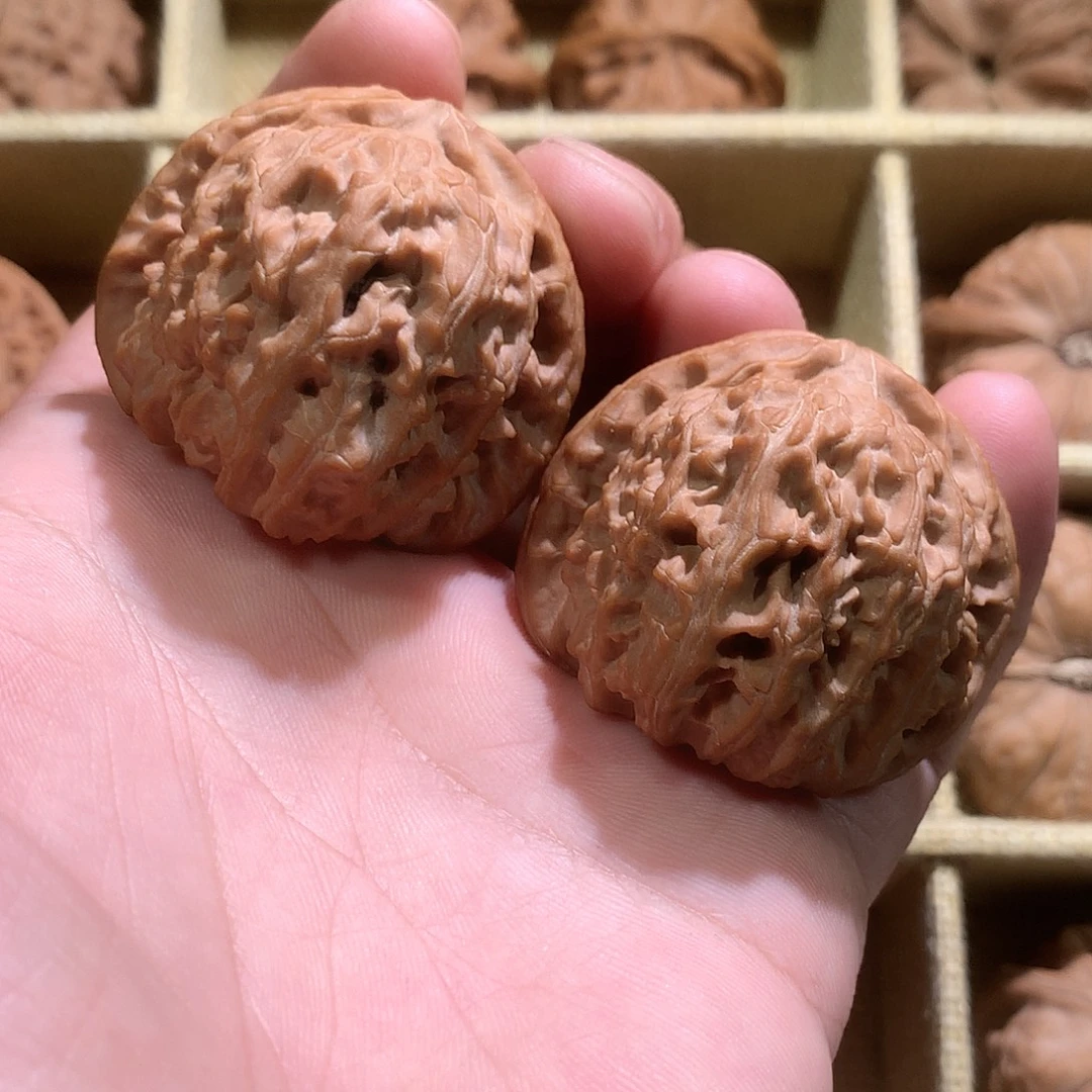 静***寂吊坠文玩核桃文玩核桃 老树三角白