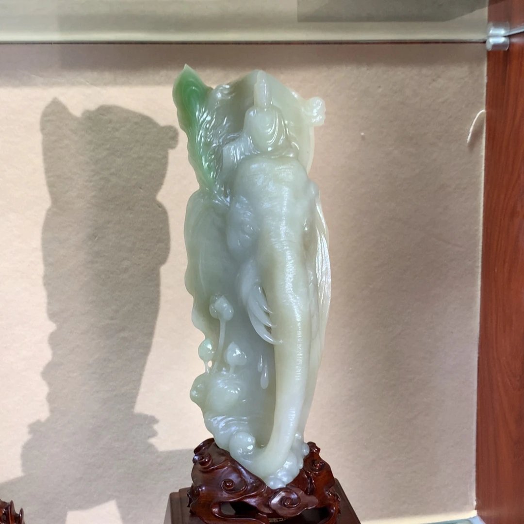未镶嵌和田玉摆件