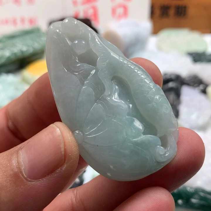 翡翠未镶嵌颈饰保真天然a货翡翠