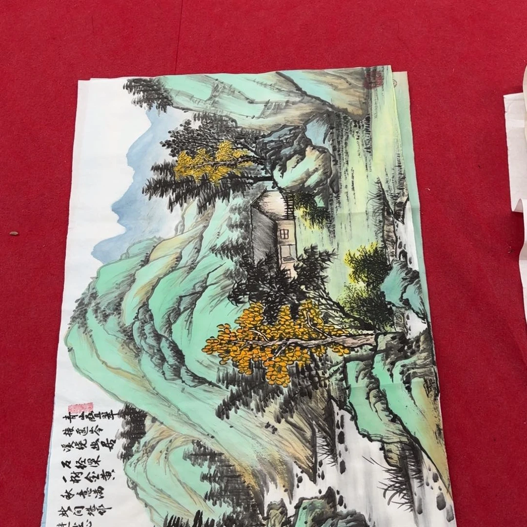 国画花鸟等图案为一体而得