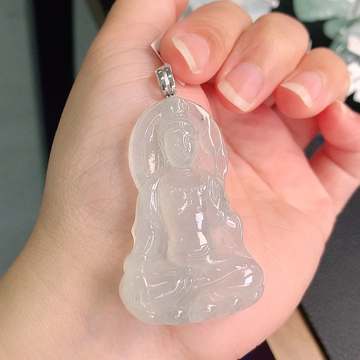 翡翠18K金镶嵌颈饰冰胶观音47-30-6.3