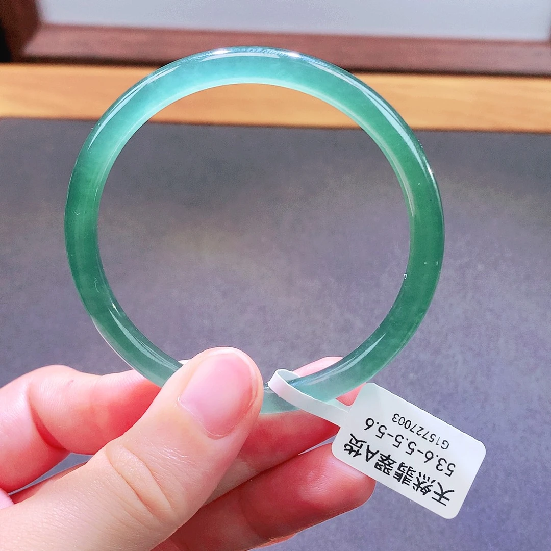 翡翠未镶嵌手镯天然翡翠
