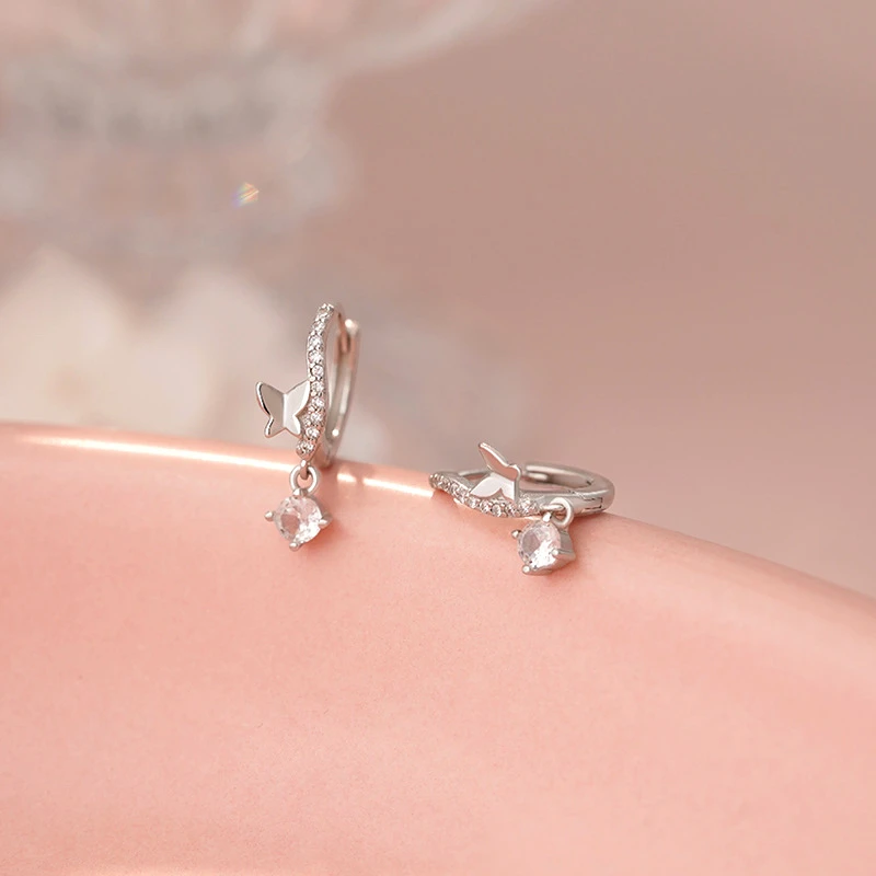 925银合成锆石耳饰  S925纯银镶嵌锆石蝴蝶耳扣女款2025新款爆款