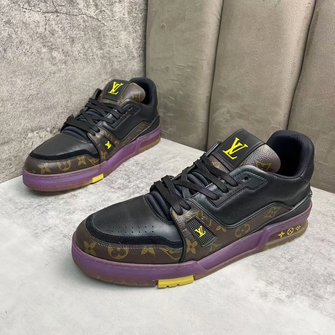 95新 LouisVuitton/路易威登 黑紫老花tr百搭板鞋 41/42.5码