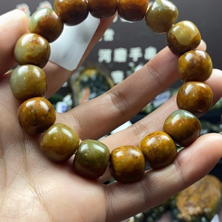 岫岩河磨玉（透闪石质玉）未镶嵌颈饰