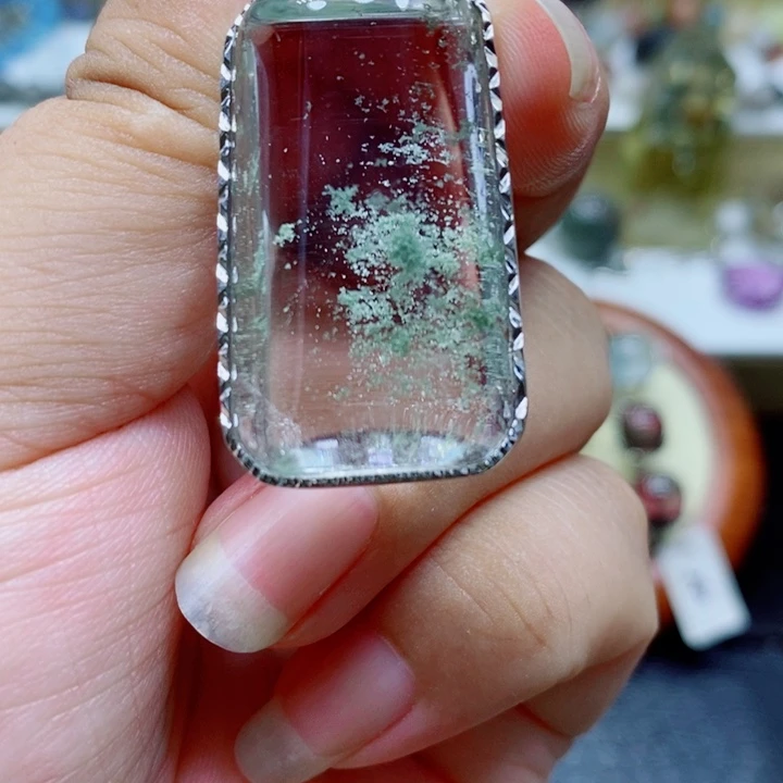 未镶嵌颈饰水晶金*水晶