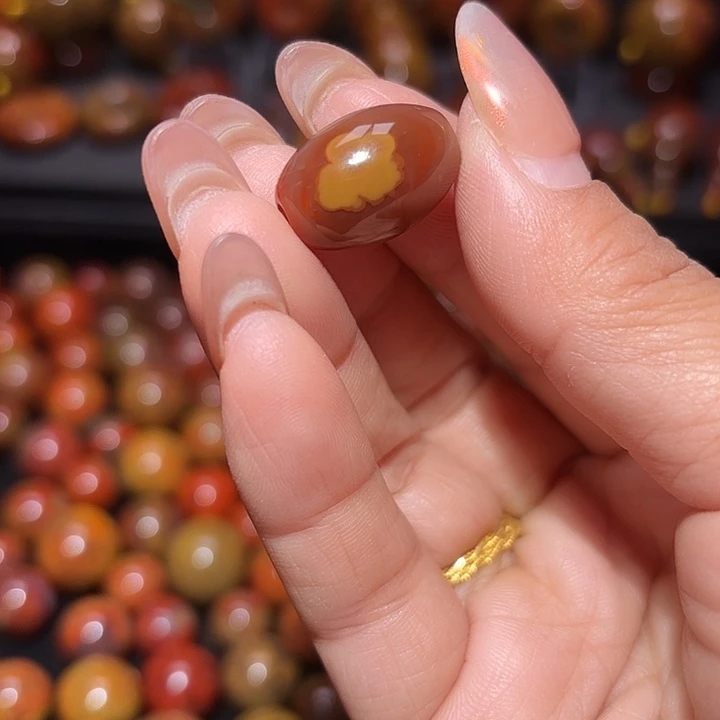 玛瑙/玉髓未镶嵌珠宝半成品