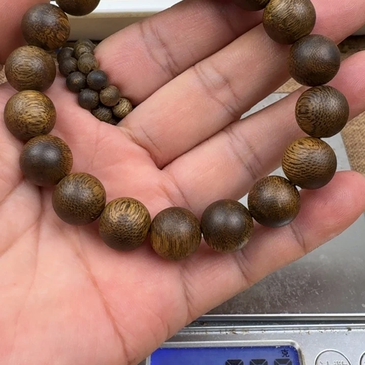 随***欲沉香手串乌身手串11克加