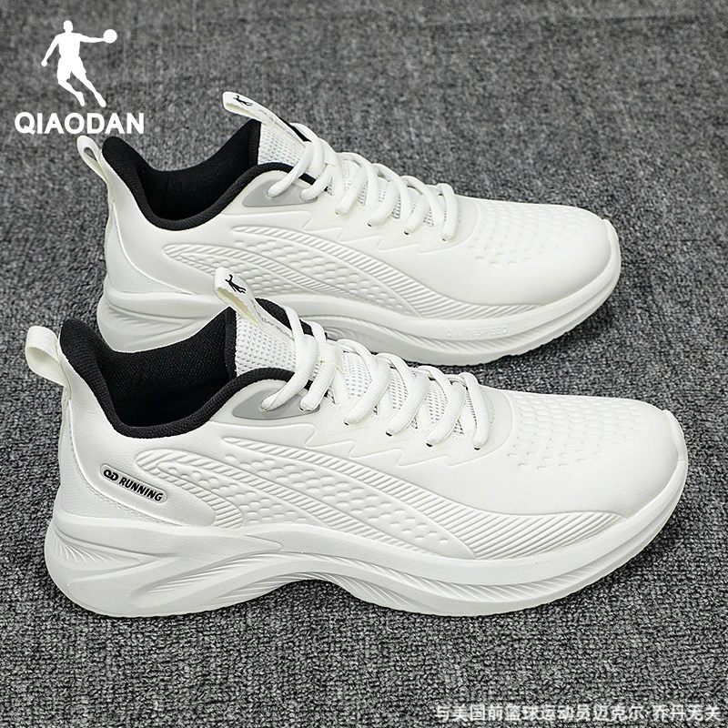 乔丹男鞋运动鞋男2025秋季新款官方正品皮面防水跑步鞋潮流休闲鞋