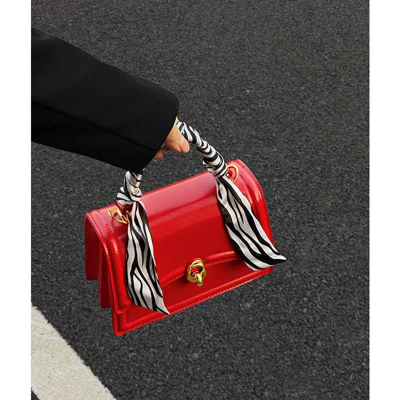 时尚手提红色小包包女2024新款高级感结婚新娘包结婚包单肩斜挎包