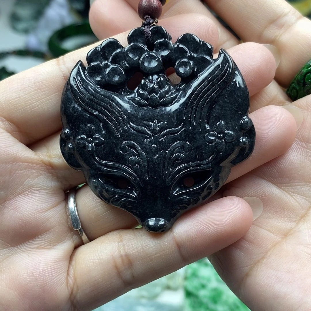 颈饰未镶嵌翡翠牌子