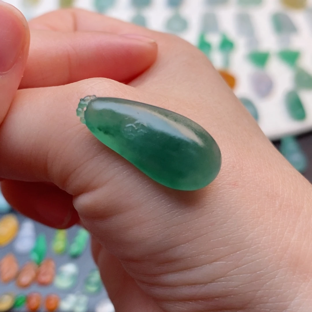 定制翡翠未镶嵌瓜