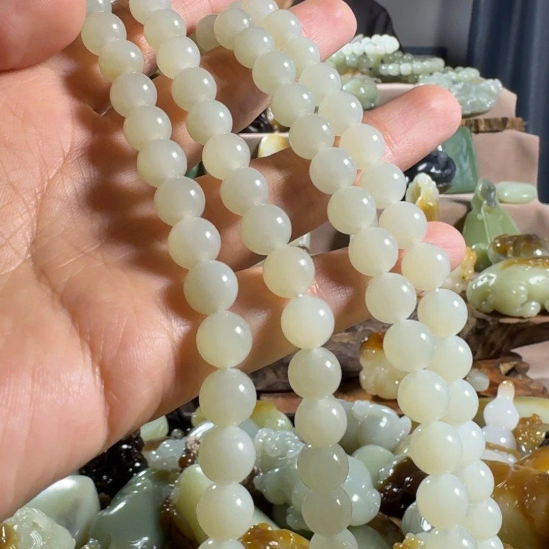 和田玉（糖玉）未镶嵌挂件