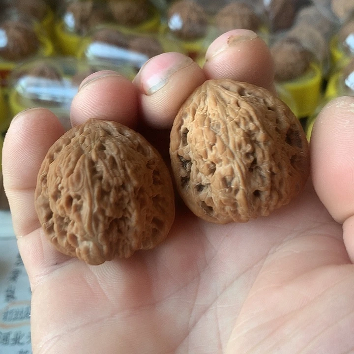 文玩核桃吊坠红玛瑙3.55