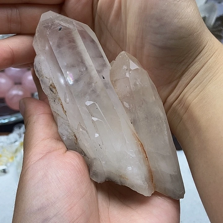 颜***色未镶嵌水晶大型摆件（非配饰）