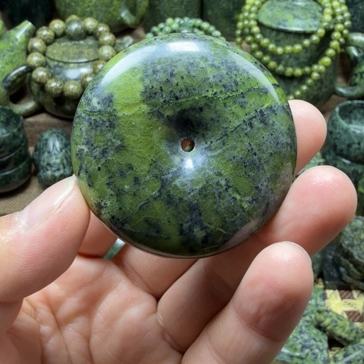蛇纹石玉未镶嵌药王石能量养生产品