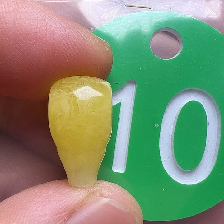 蜜蜡未镶嵌珠宝奇石8.6m m