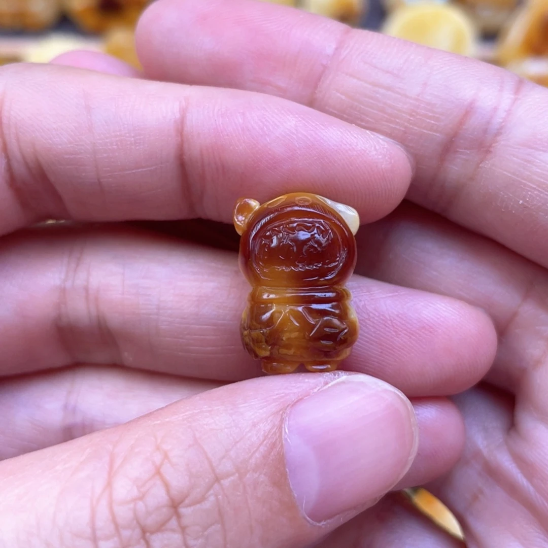 未镶嵌琥珀裸石蜜蜡