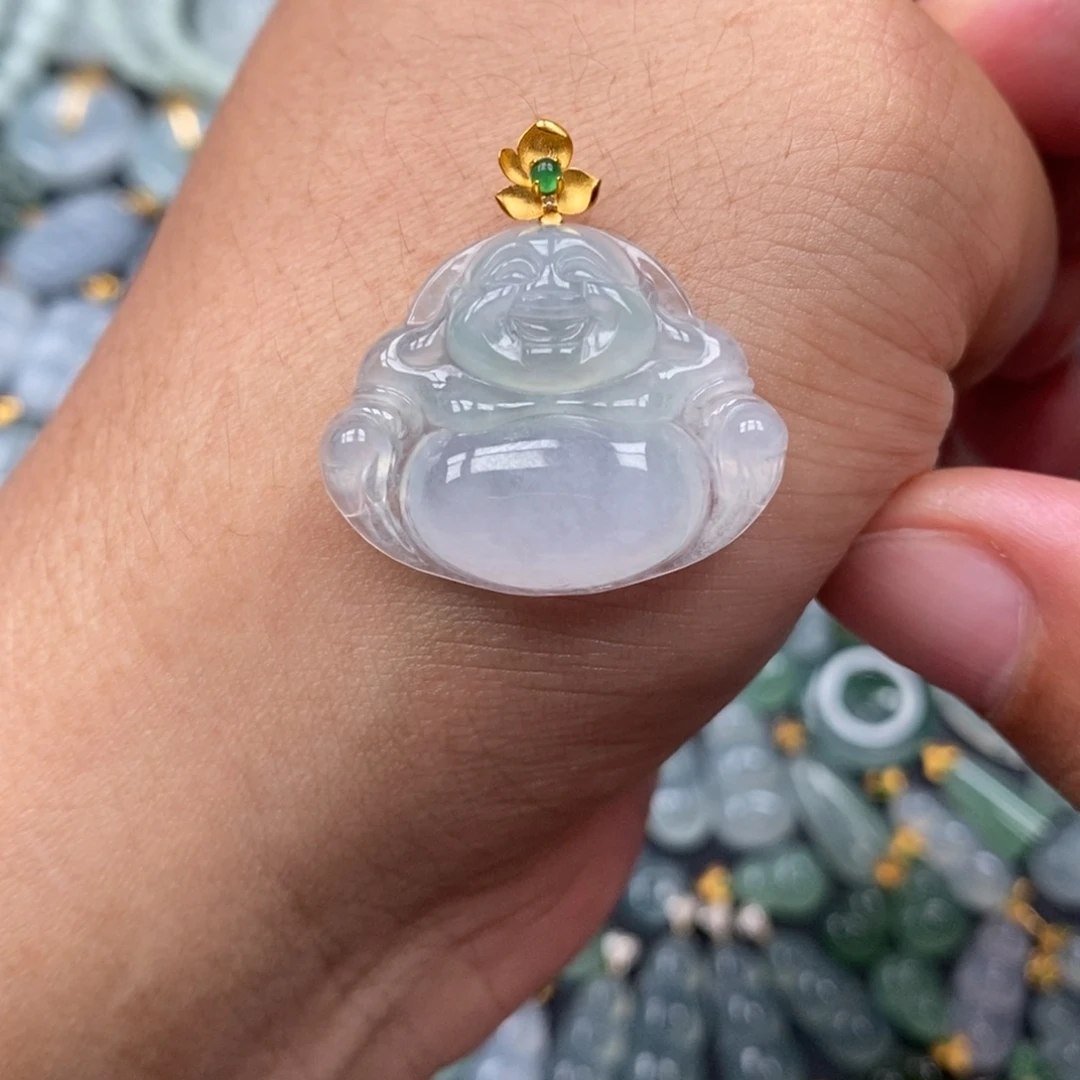 翡翠18K金镶嵌颈饰