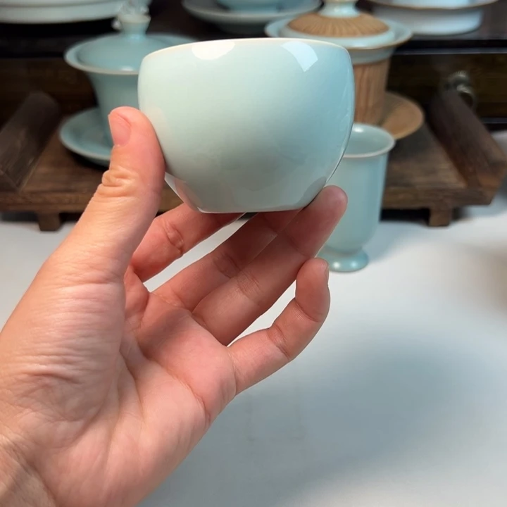 瓷片哈哈哈哈哈哈哈哈哈