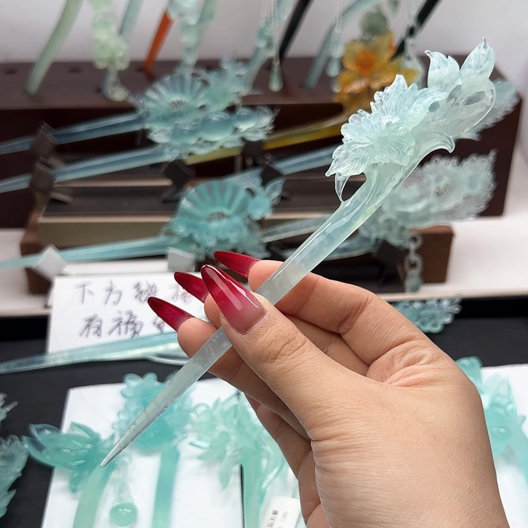 蛇纹石玉未镶嵌发饰