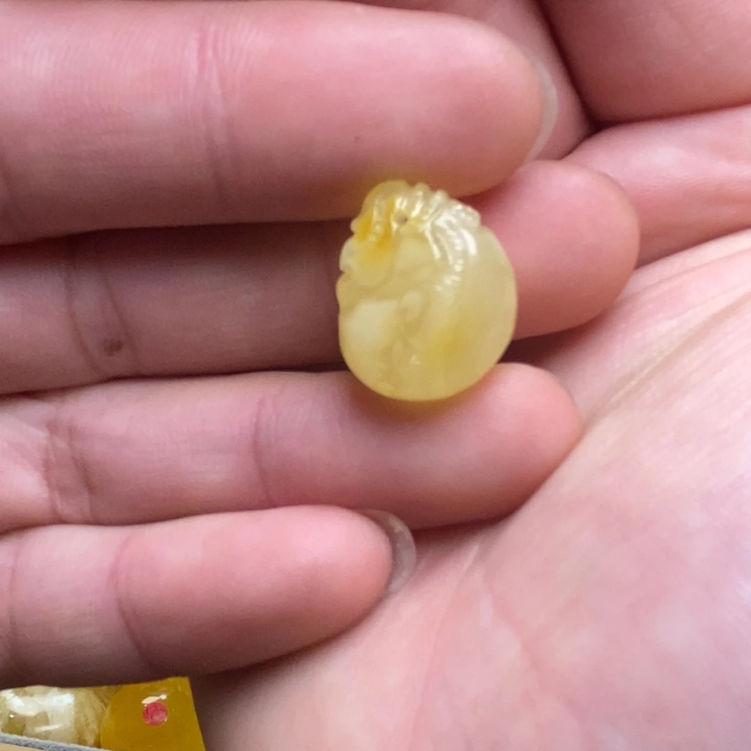琥珀未镶嵌裸石蜜蜡