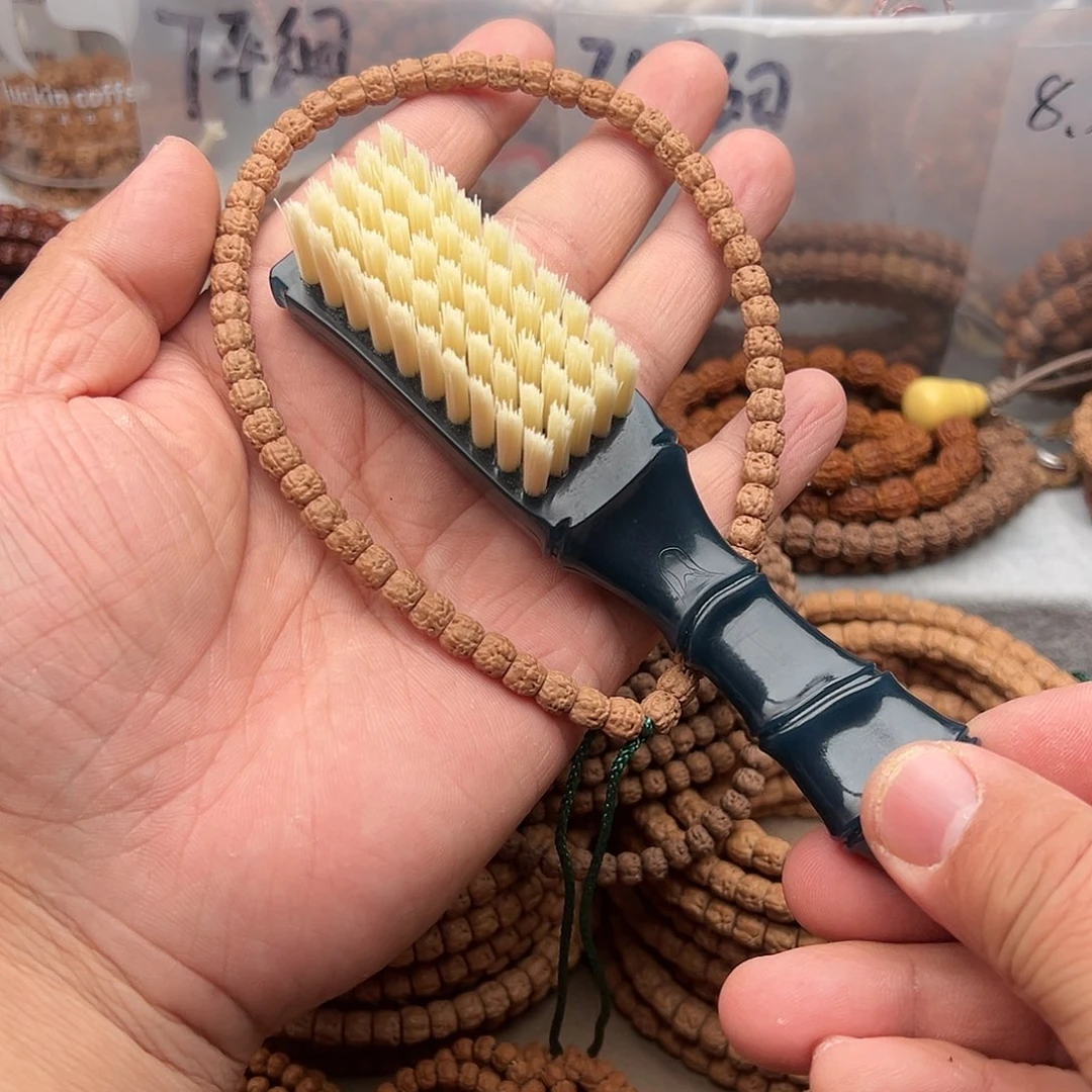 ****書金刚菩提吊坠藏式龙切佛手