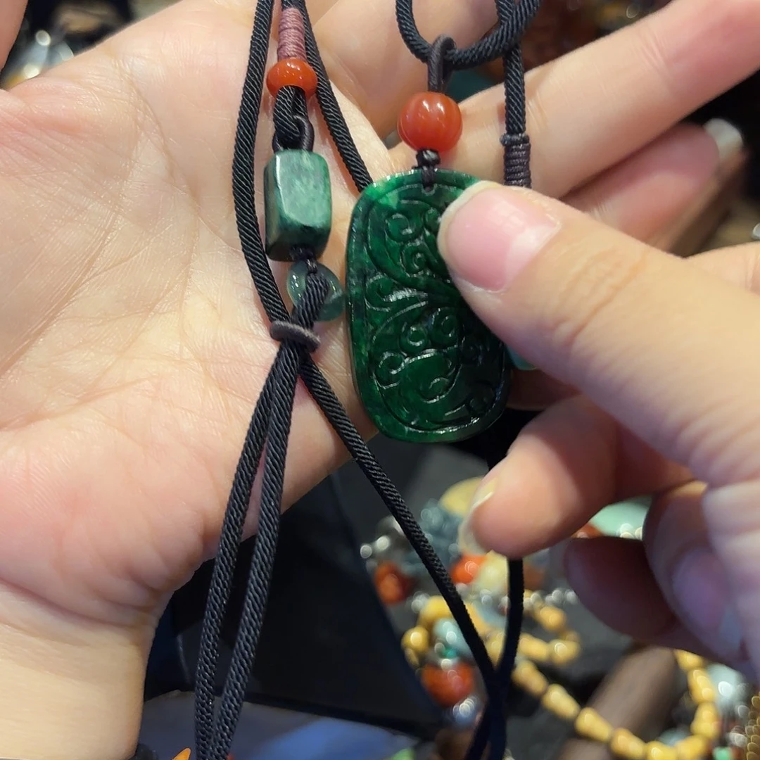 翡翠未镶嵌颈饰原创