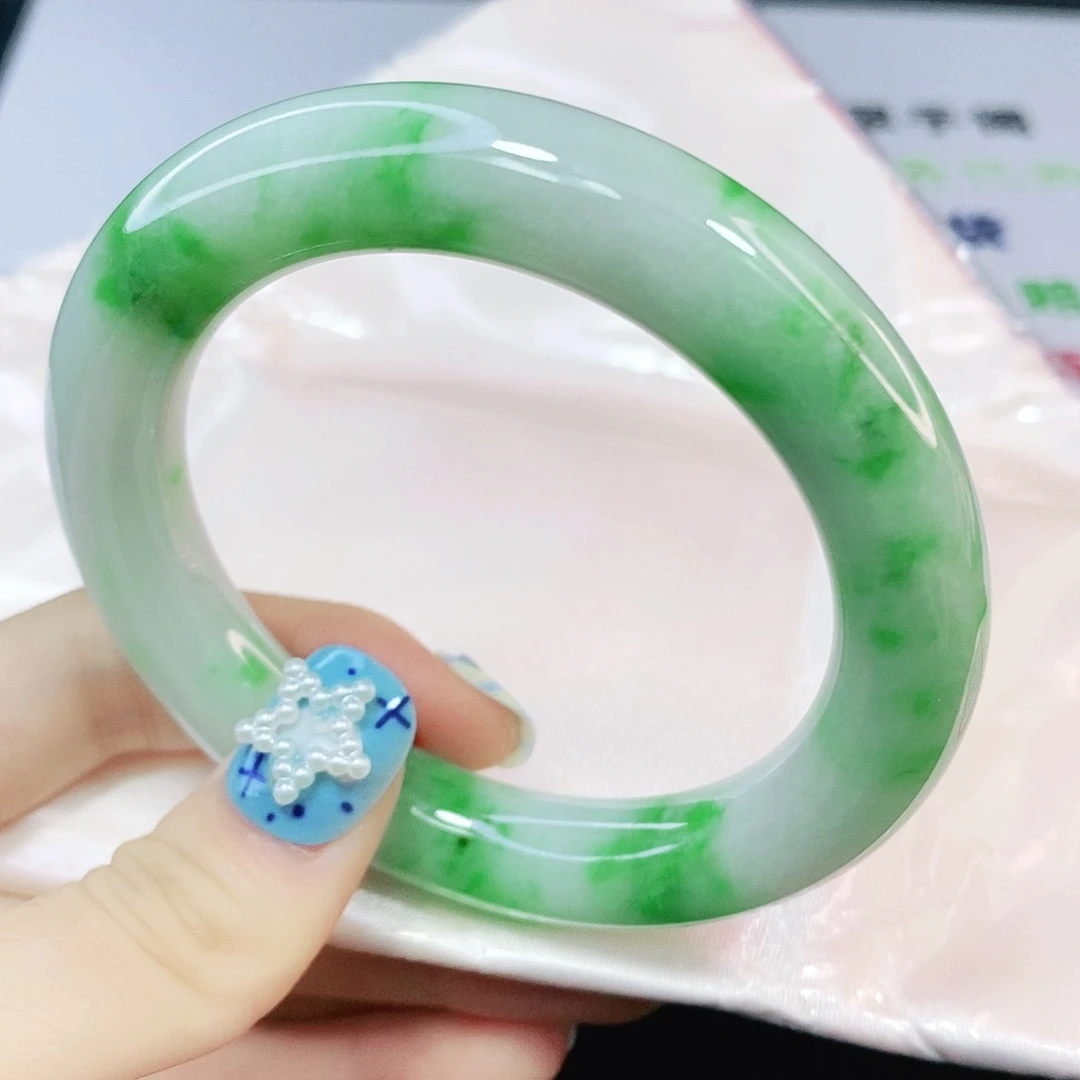 翡翠手镯未镶嵌54545555圆条