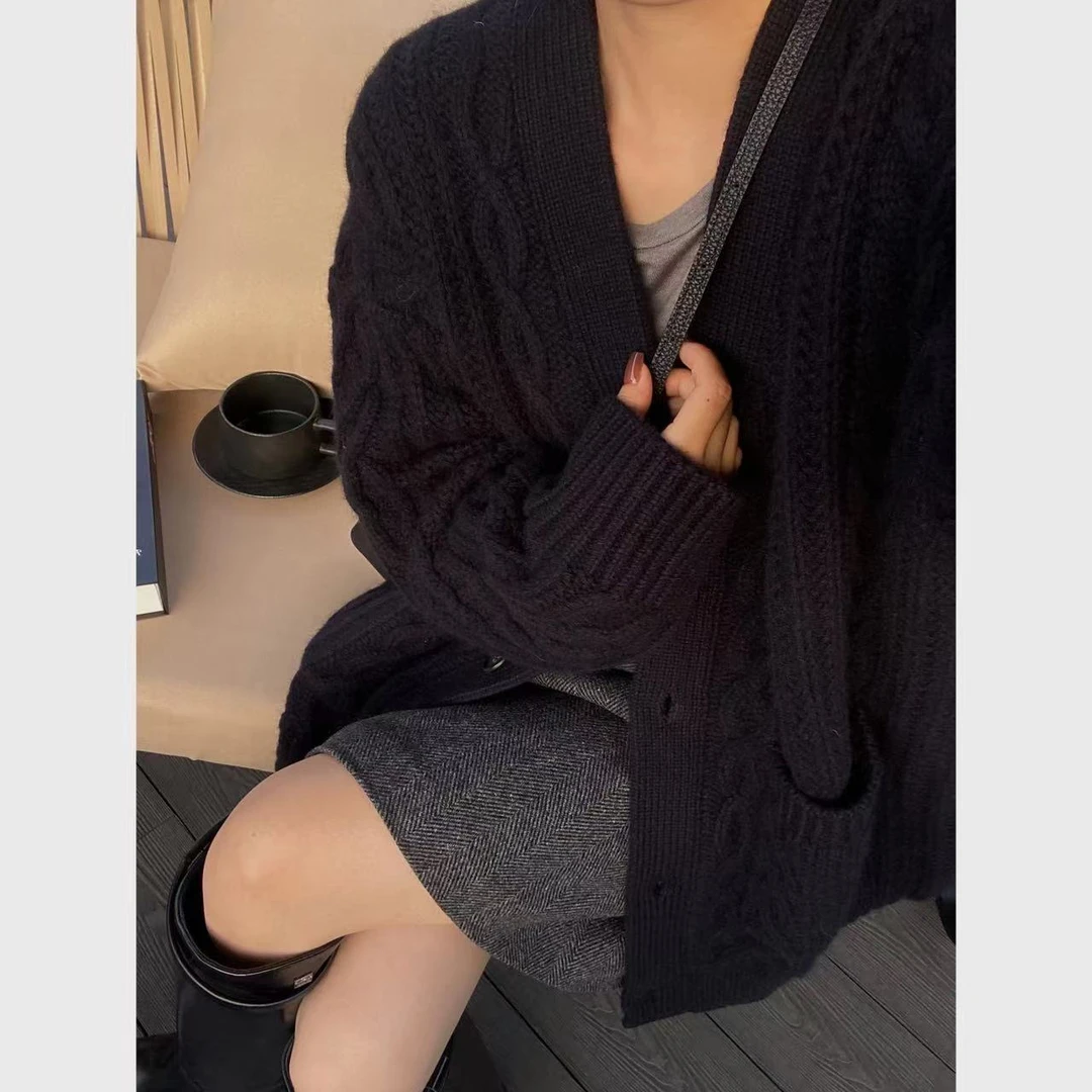 【纯纯女装】SEER CHUN高品质极简松弛毛衣外套 40749