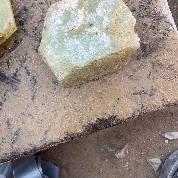 飘***1蛇纹石玉未镶嵌天然岫玉多样性发一