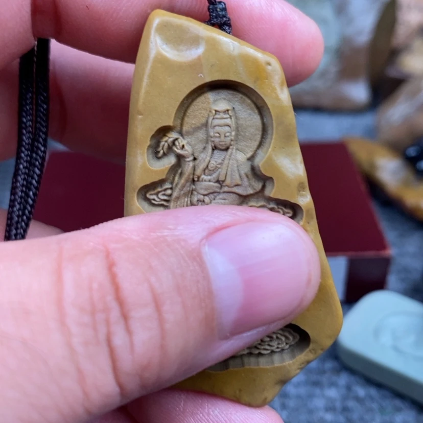 【闪购商品】原石雕刻手把件