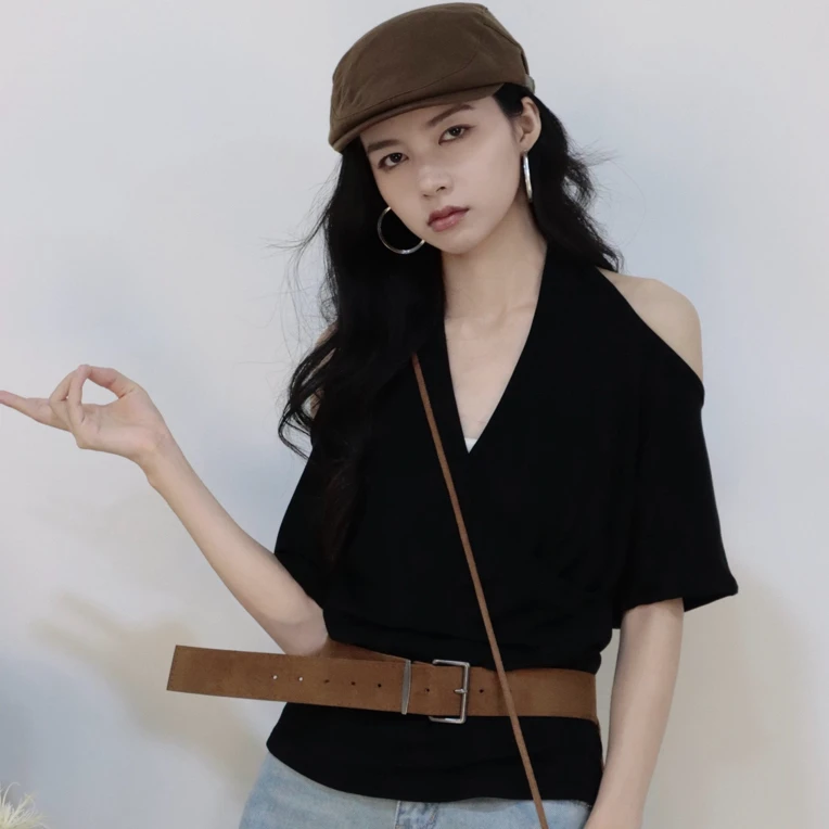 甜辣渐变修身型短袖纯欲风V领T恤复古不规则运动风显瘦气质黑色