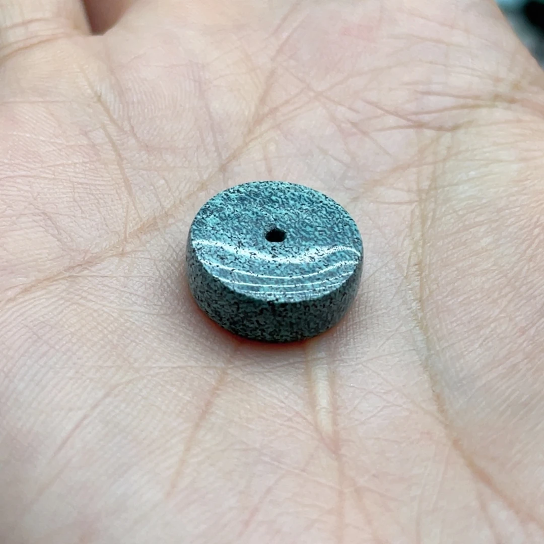 南红玛瑙未镶嵌珠宝奇石