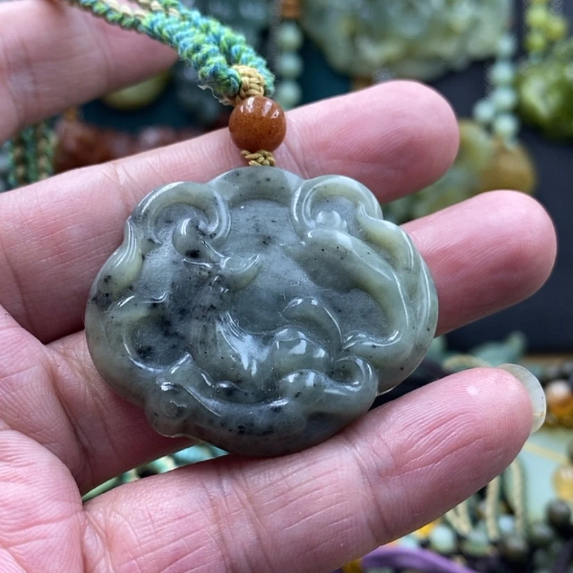 【闪购商品】未镶嵌岫玉吊坠
