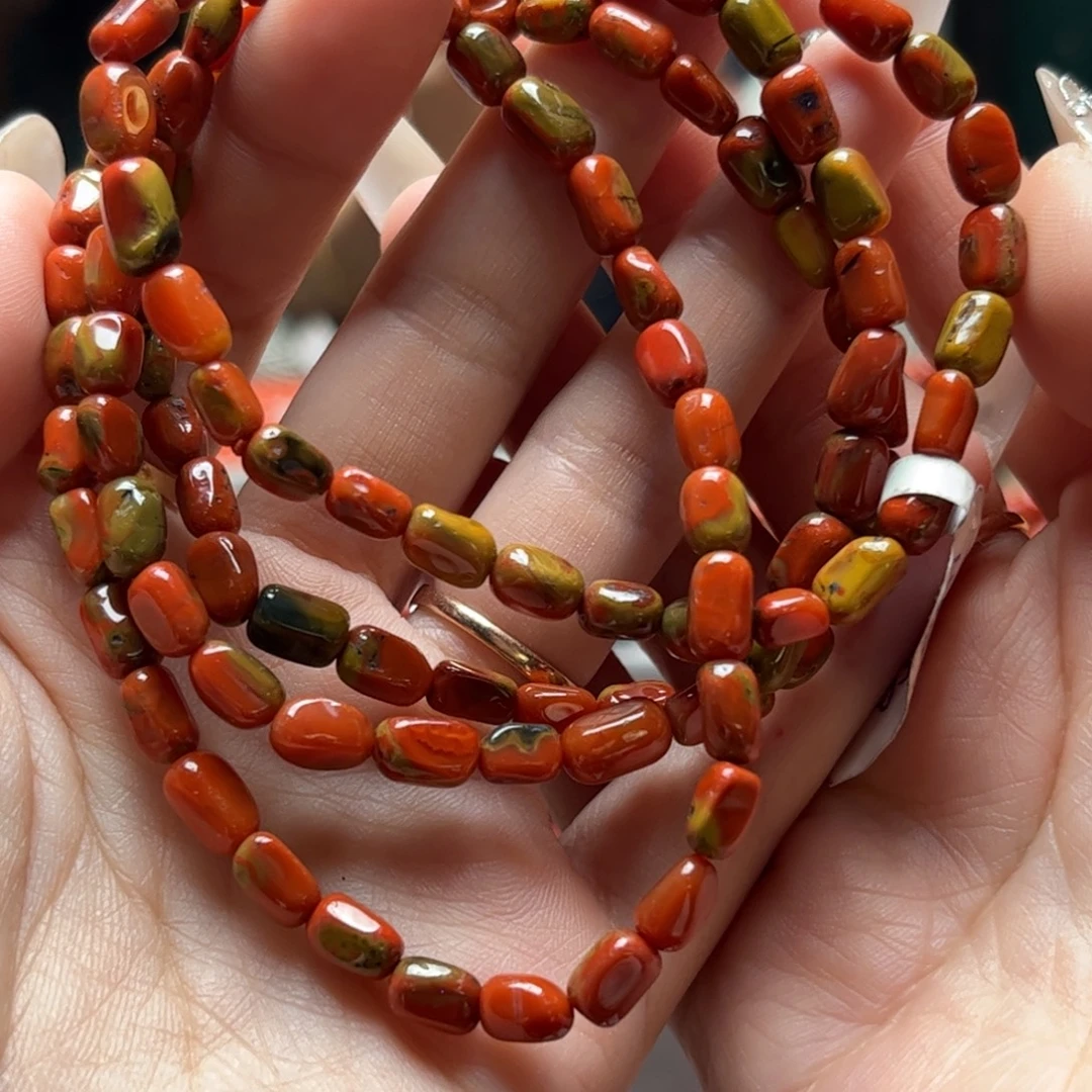 南红玛瑙未镶嵌珠宝奇石