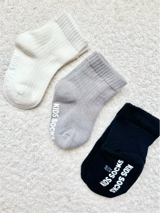 无骨棉袜简约童袜透气舒服地板袜11-15半岁到两岁防滑四季袜
