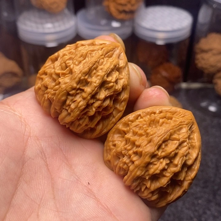 吊坠文玩核桃40三角蓟县虎头王