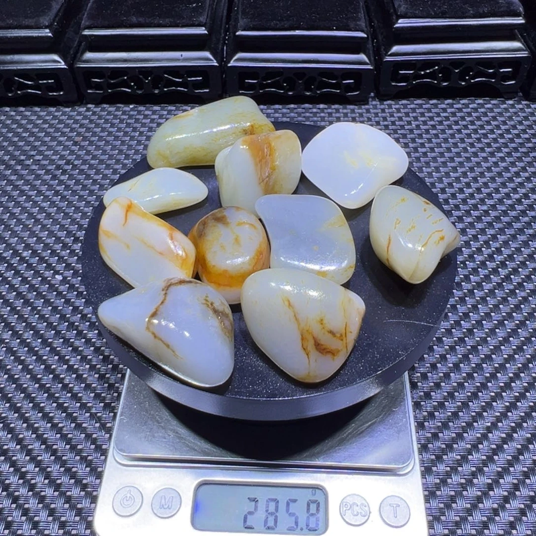 和田玉（子料）未镶嵌吊坠(不含链)285克