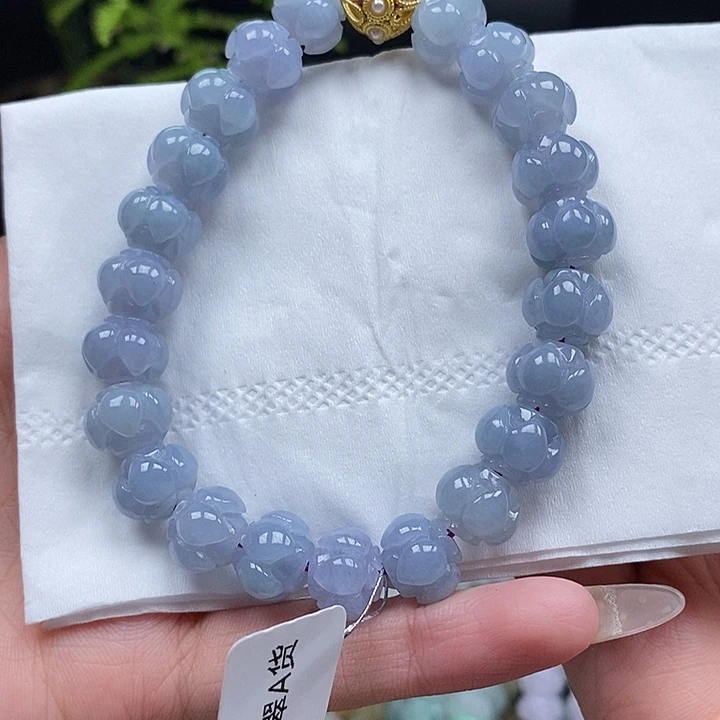 翡翠挂件未镶嵌珠链