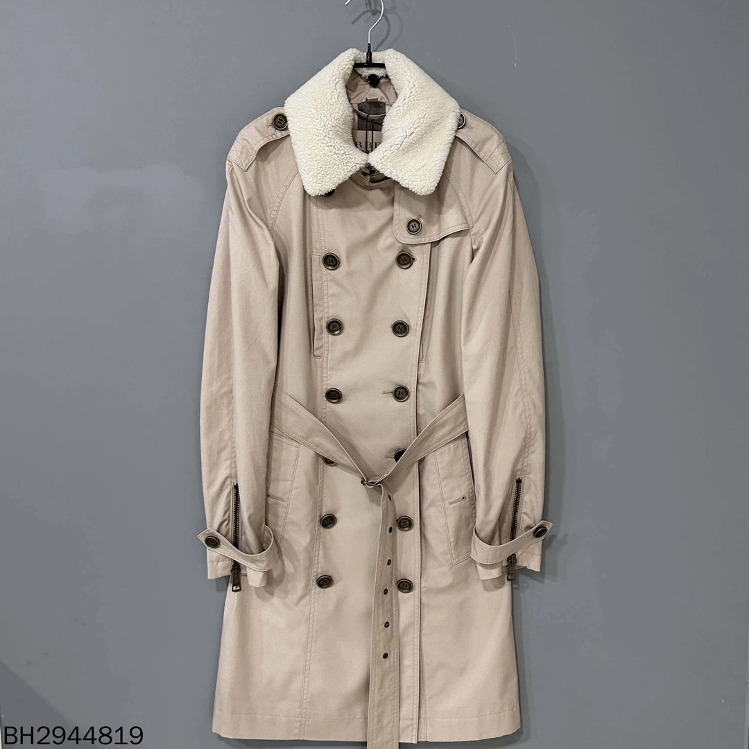 99新 BURBERRY/博柏利 双排扣羊羔毛领风衣/UK12码/44819