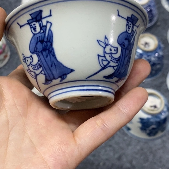 书***虫青花杯子，青花杯子