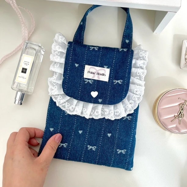 时髦牛仔蝴蝶结手作化妆包
