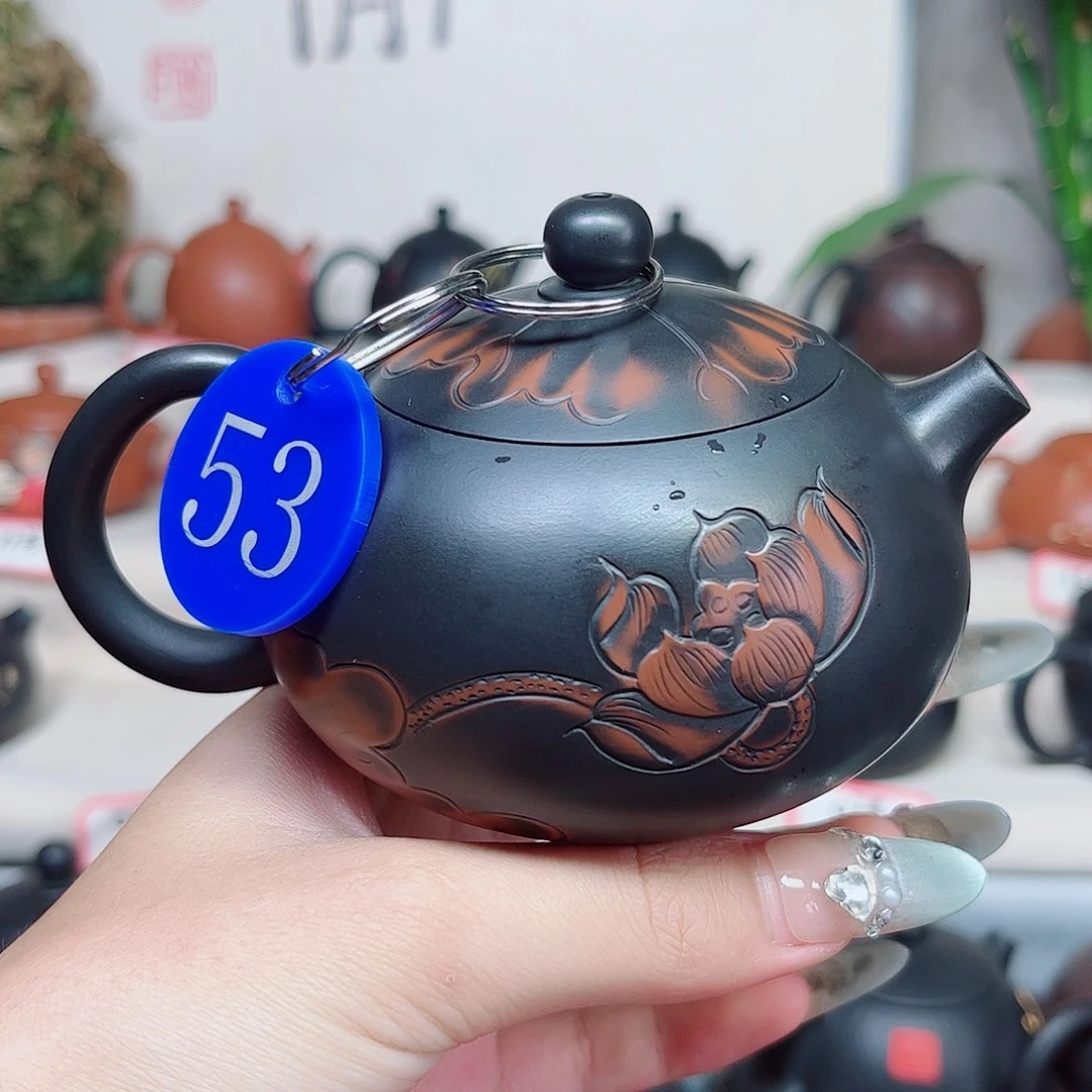 180毫升纯手工浮雕西施壶