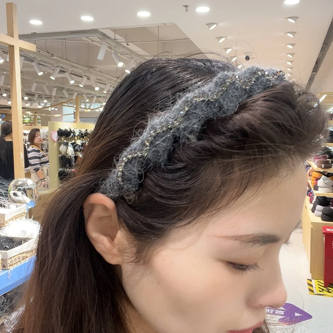 皮质铁合金灰色马海毛带钻