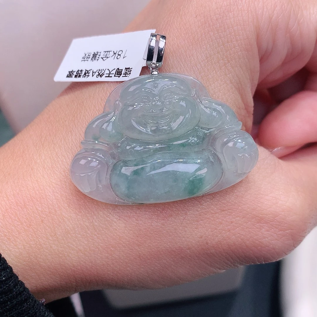 颈饰18K金镶嵌翡翠飘花一刀切佛公