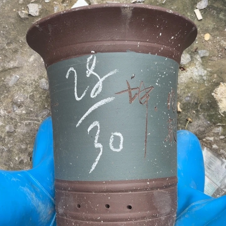 紫砂花盆紫砂的花