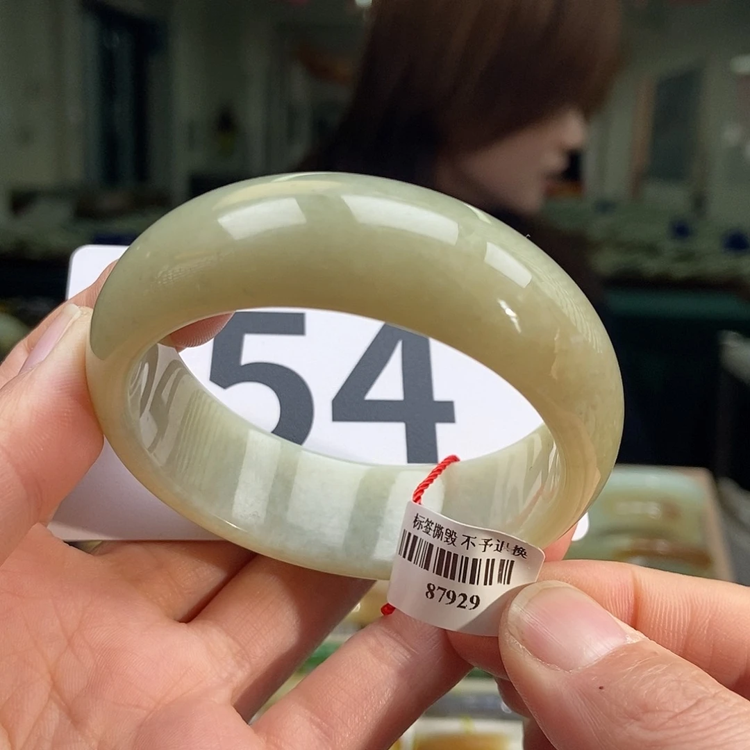 和田玉手镯未镶嵌纹