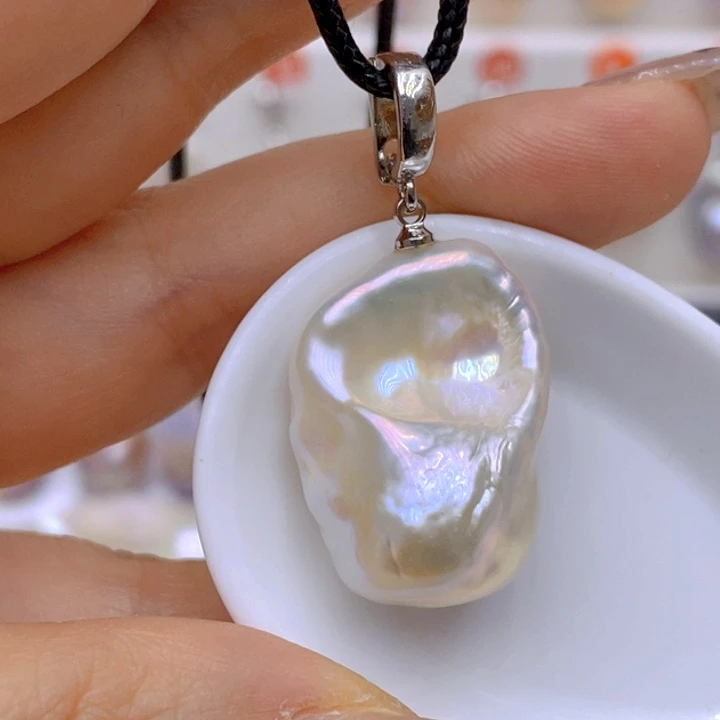 淡水珍珠吊坠(赠链)未镶嵌